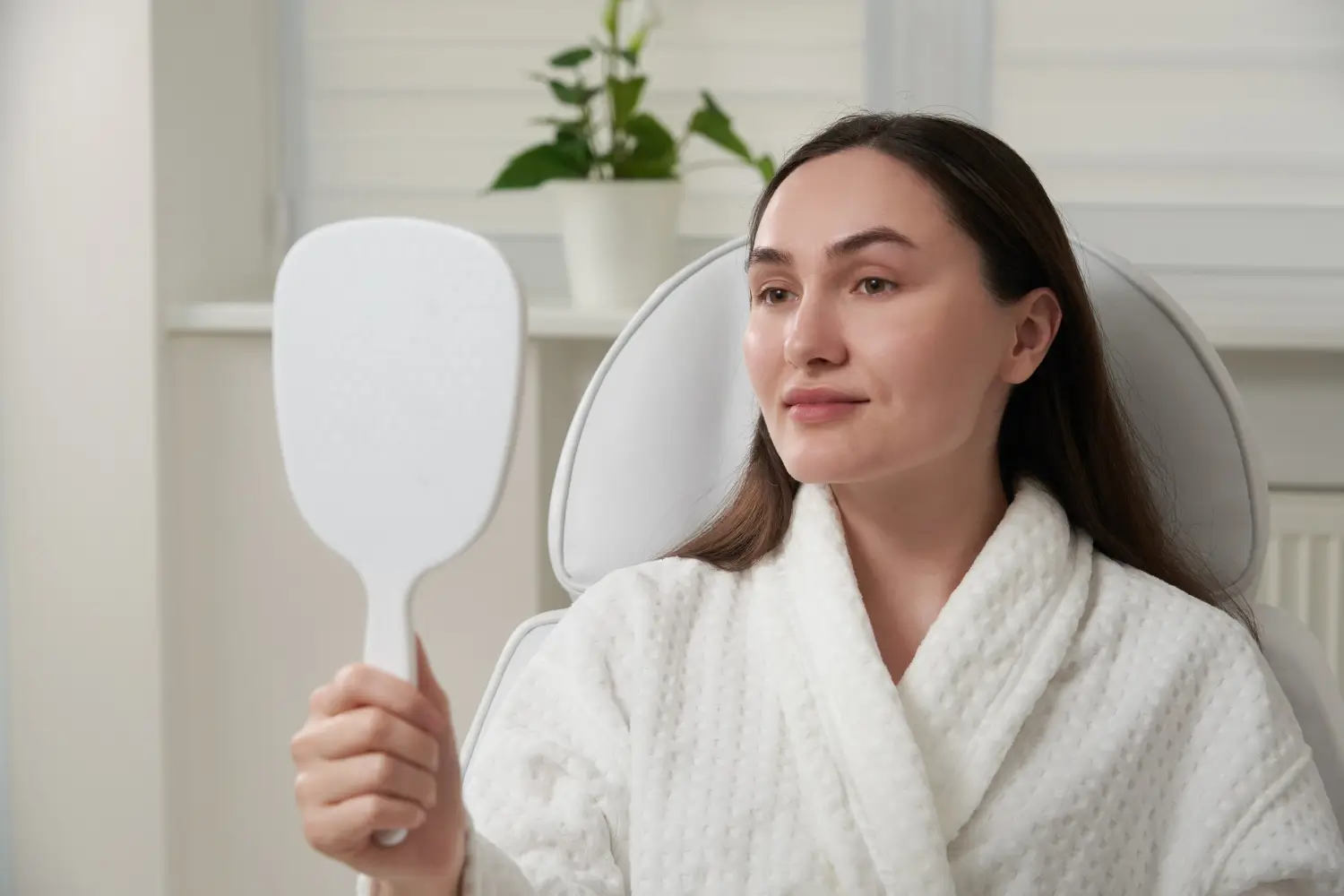 looking in the mirror for side effects