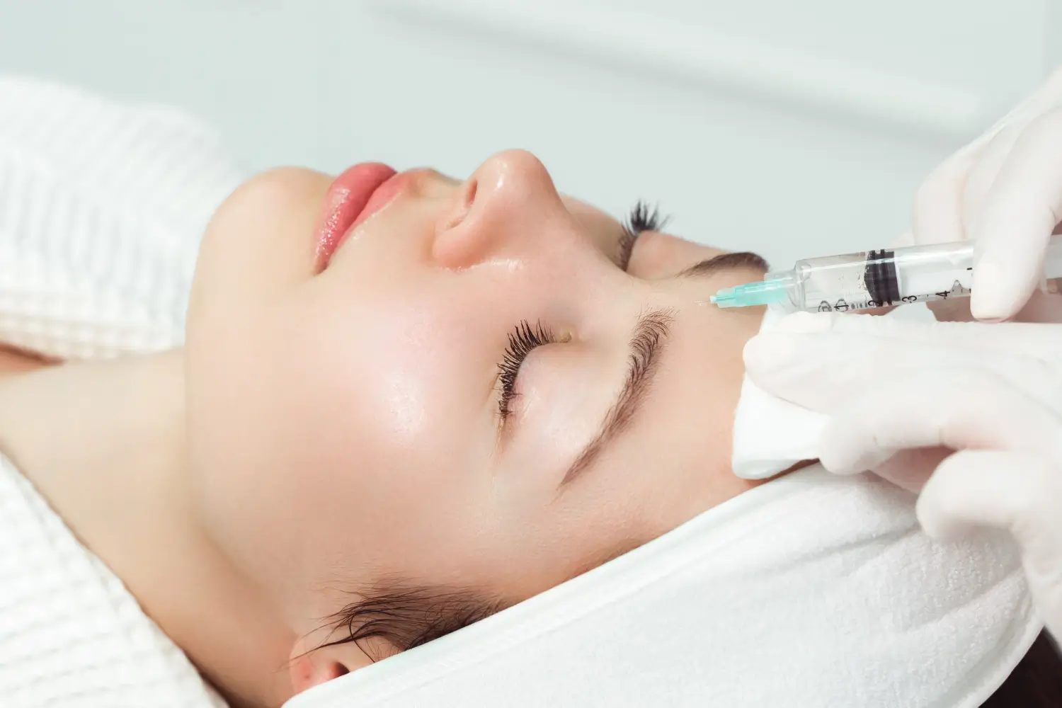 forehead injection for the woman patient